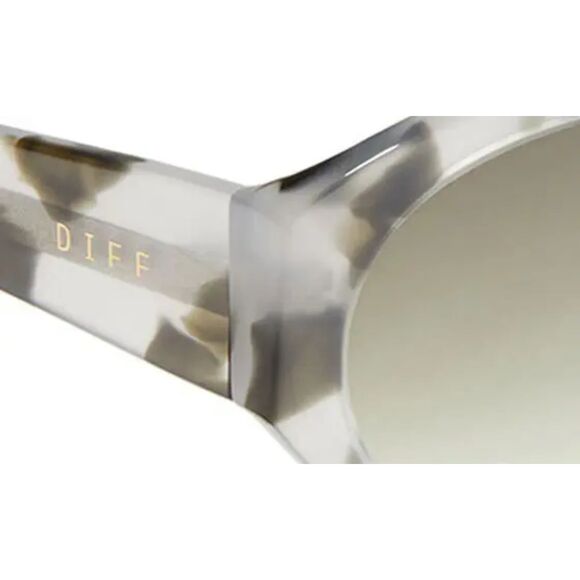 Diff Eyewear Linnea Sunglasses in Kombu / Olive Gradient Grey Tortoiseshell NIB